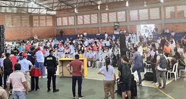 Gobernador en Girardot Coliseo del Barrio San Jorge Vista general