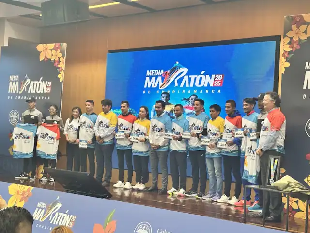 Corredores élite de la Media Maratón en Cundinamarca