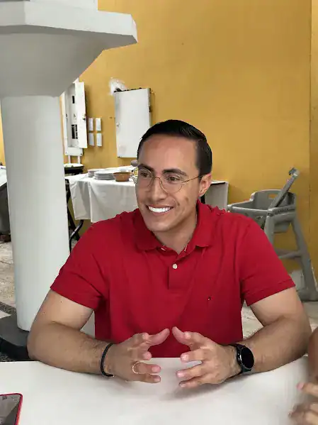Visita de Richard Aguilar a Girardot y Apulo